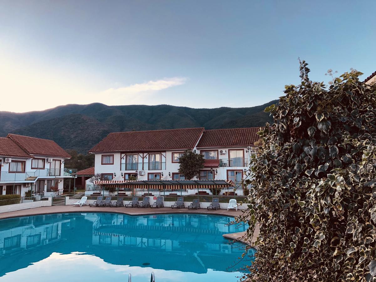 Hotel Resort Piemonte Ojos Buenos Eksteriør billede